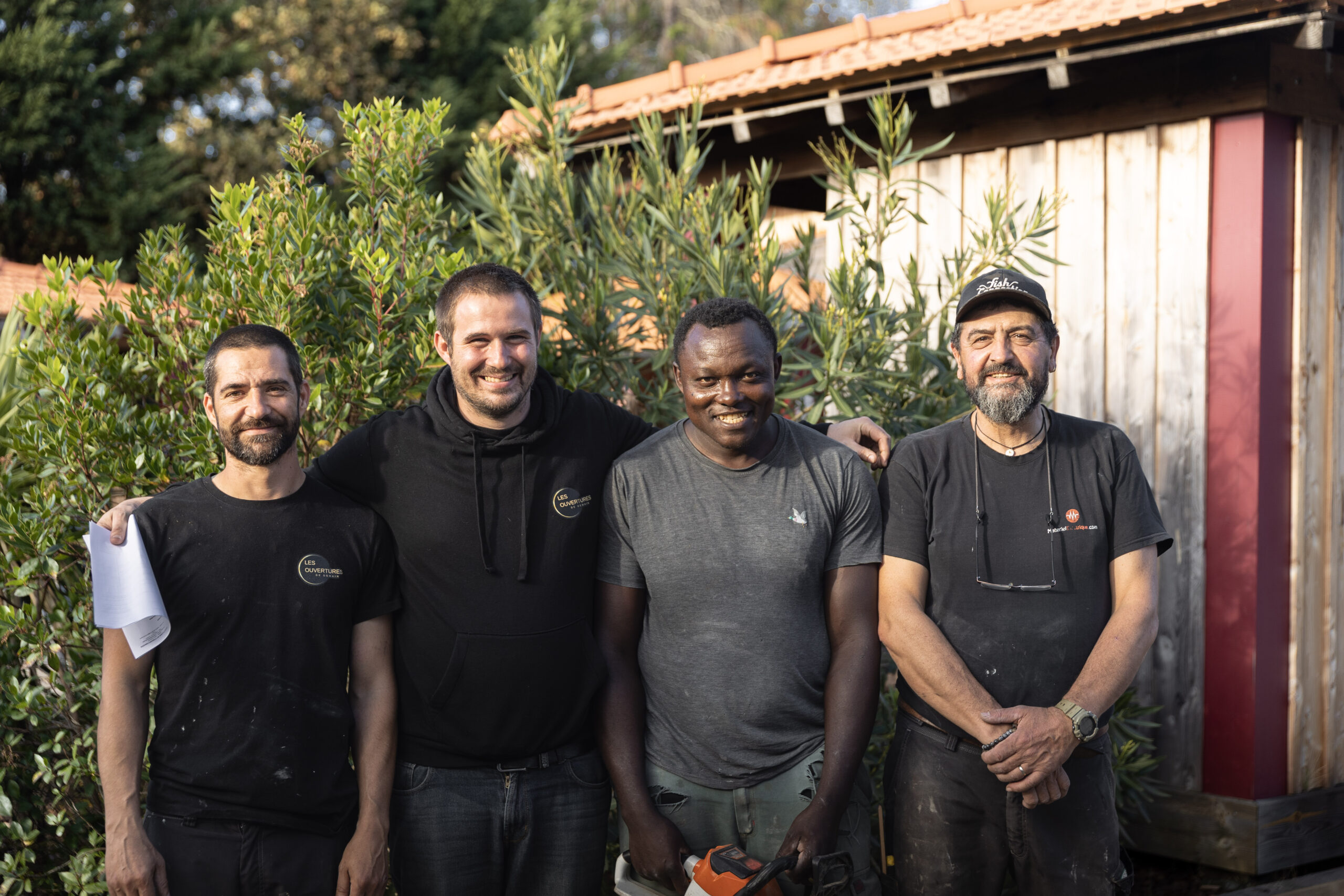 L'équipe d'artisans menuisiers