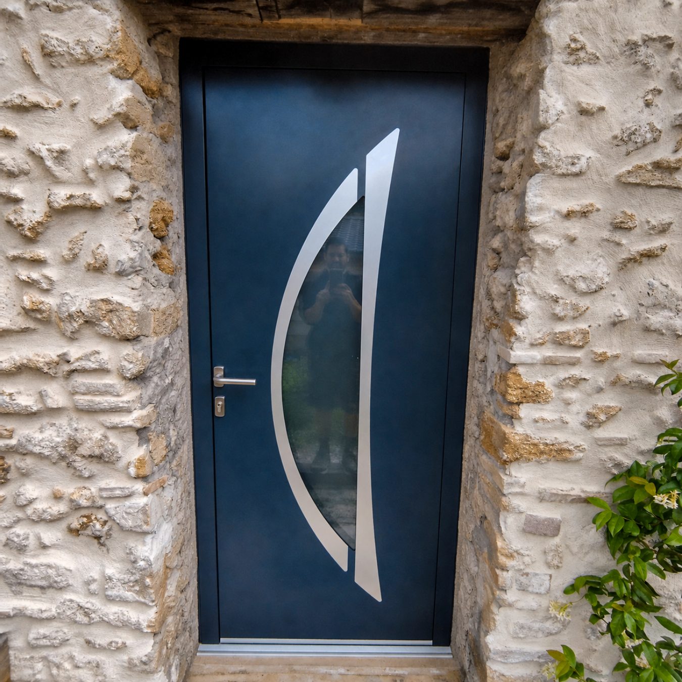 Votre porte d'entrée alu sur mesure à Mios signée Gardengate